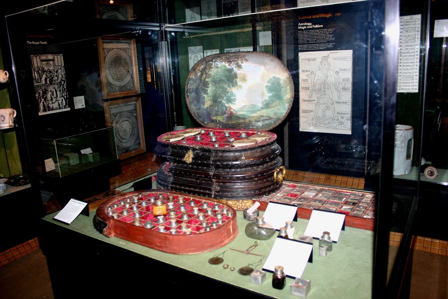 The Giustiniani Medicine Chest, Science Museum, London - 01.JPG